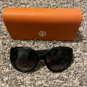 Black Tory Burch Sunnies